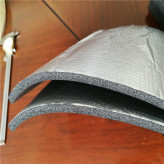 铝箔布 耐高温隔热布 阻燃外护层PE发泡棉贴玻璃纤维铝箔玻纤布