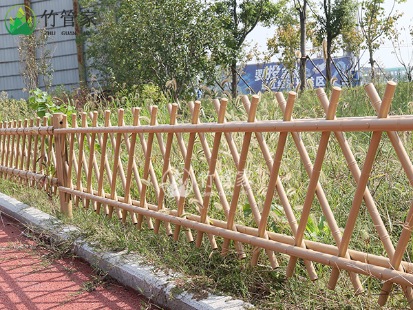 竹篱笆竹管家仿竹护栏景区栅栏不锈钢竹围栏生产厂家