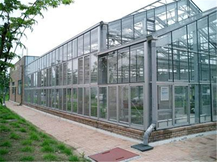  智能玻璃连栋温室建造厂家  恒丰温室15年厂家 免费设计 合理报价