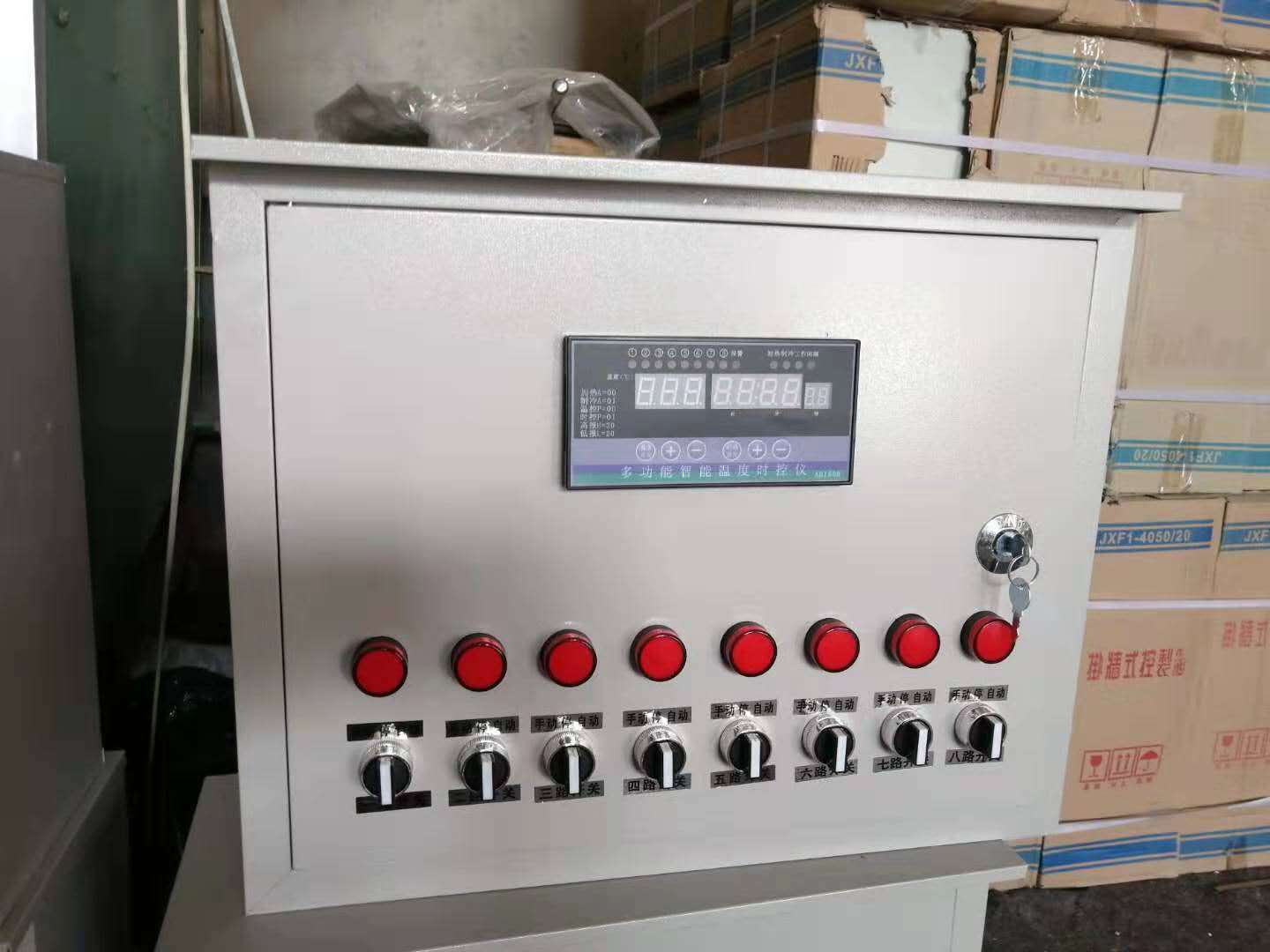 养殖降温风机温控箱    养猪场风机智能温控器
