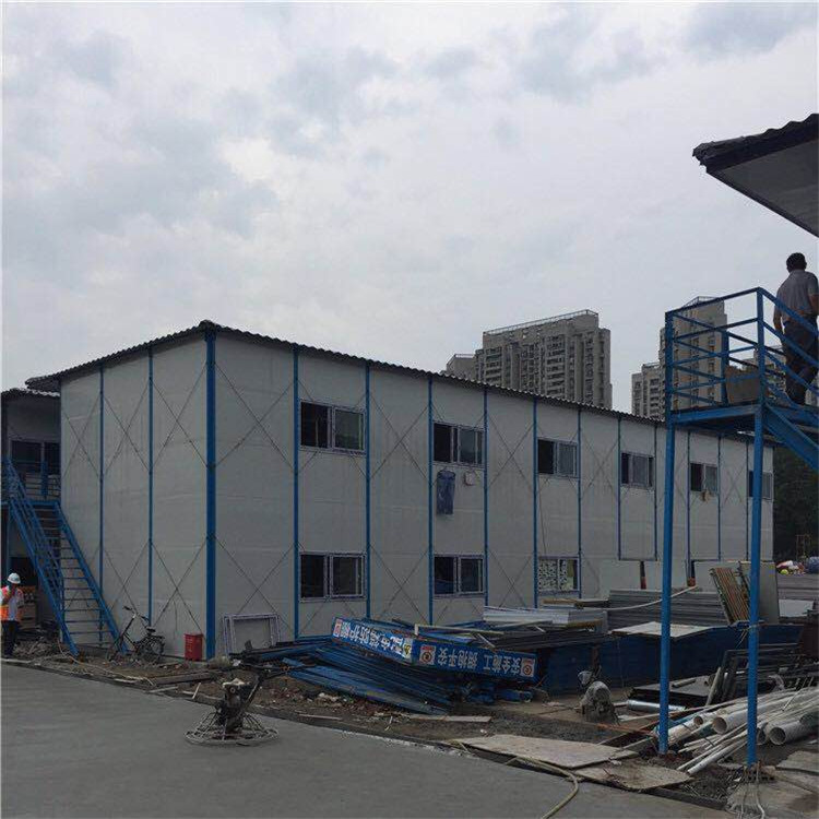 海南简易活动板房搭建  工期快  内置设施全  不破换土地 可移动
