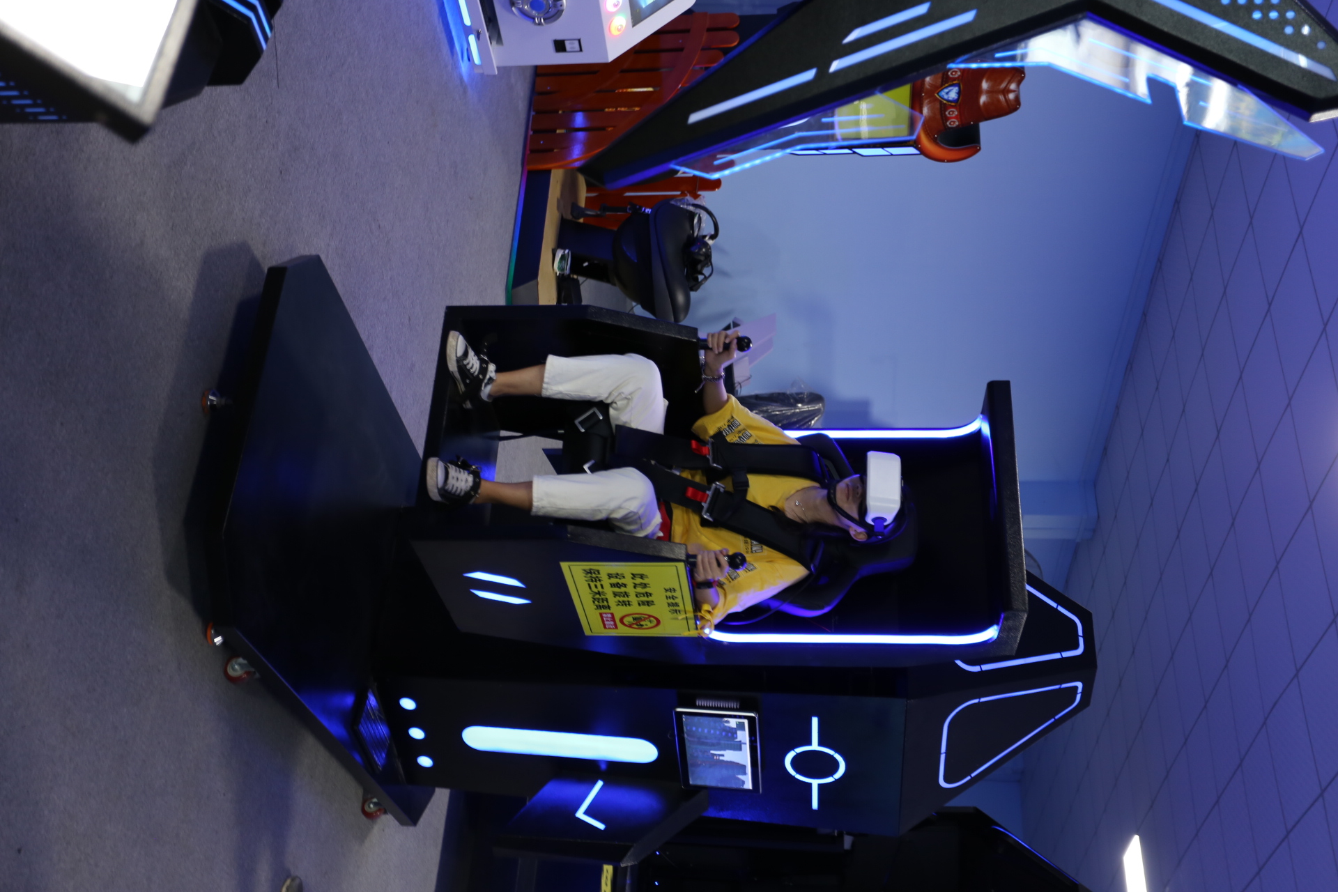 VR360度旋转座椅9DVR 跳楼机惊险刺激尖叫设备乐阳厂家