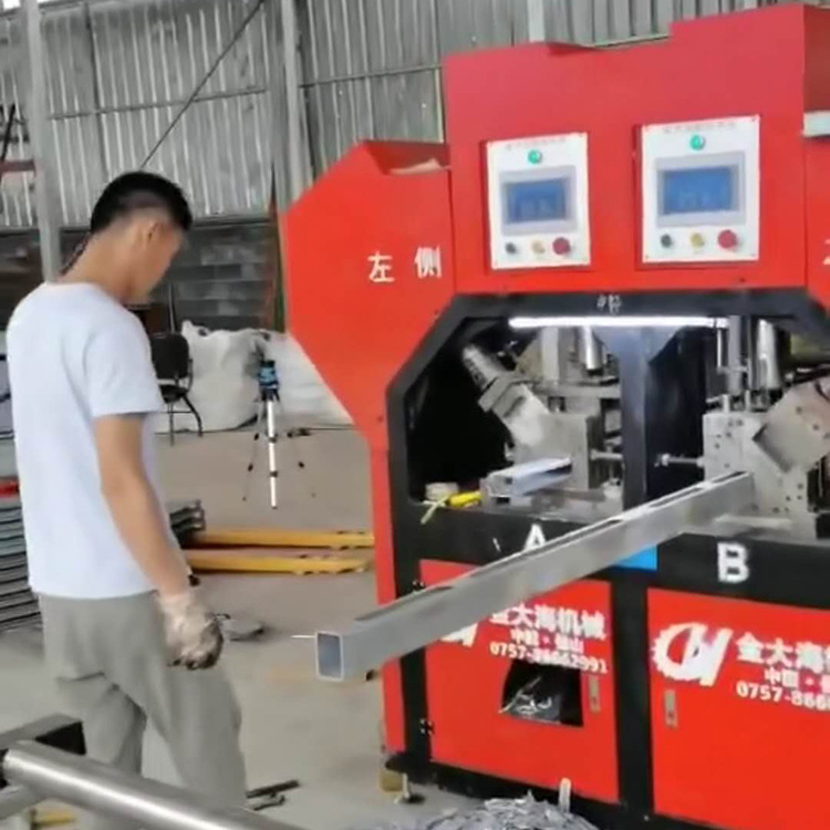 货架双排孔自动冲孔机 货架双排孔冲孔机 超市货架数控冲孔机