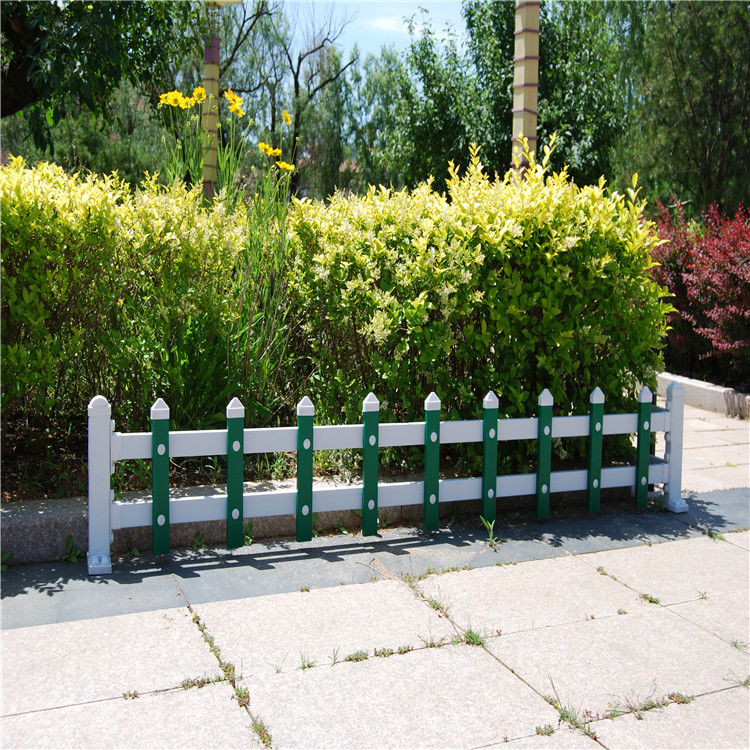 临沂景区护栏  PVC围栏  PVC草坪护栏安装