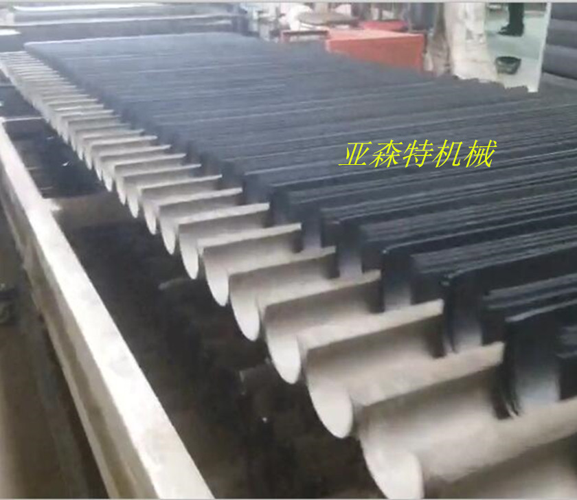 PE帽盖折弯机价格 帽子盖生产线 帽子盖塑料片材设备