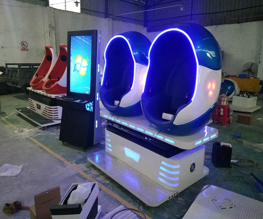 乐阳霸体VR产品 双人VR蛋椅娱乐体验VR厂家游乐设备