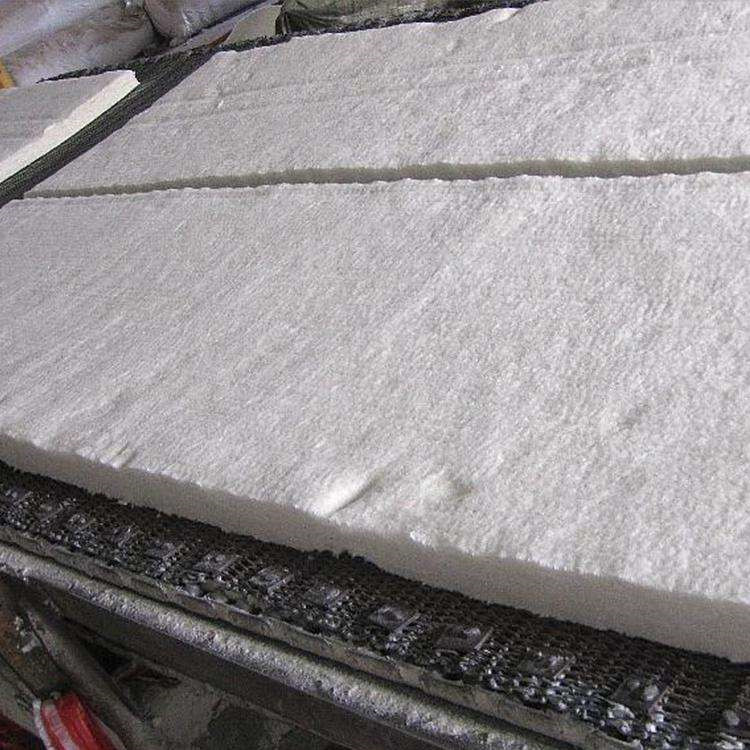 甘肃硅酸铝针刺毯厂家，耐高温硅酸铝保温棉厂家
