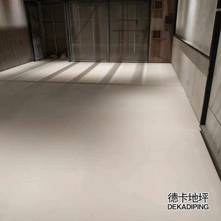 沈阳水泥自流平 薄层自流平 破损地坪修复 德卡