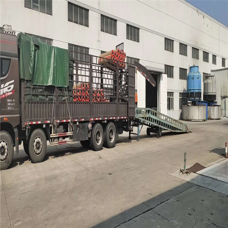 江苏运动地板厂家 塑胶地板施工 质优价廉