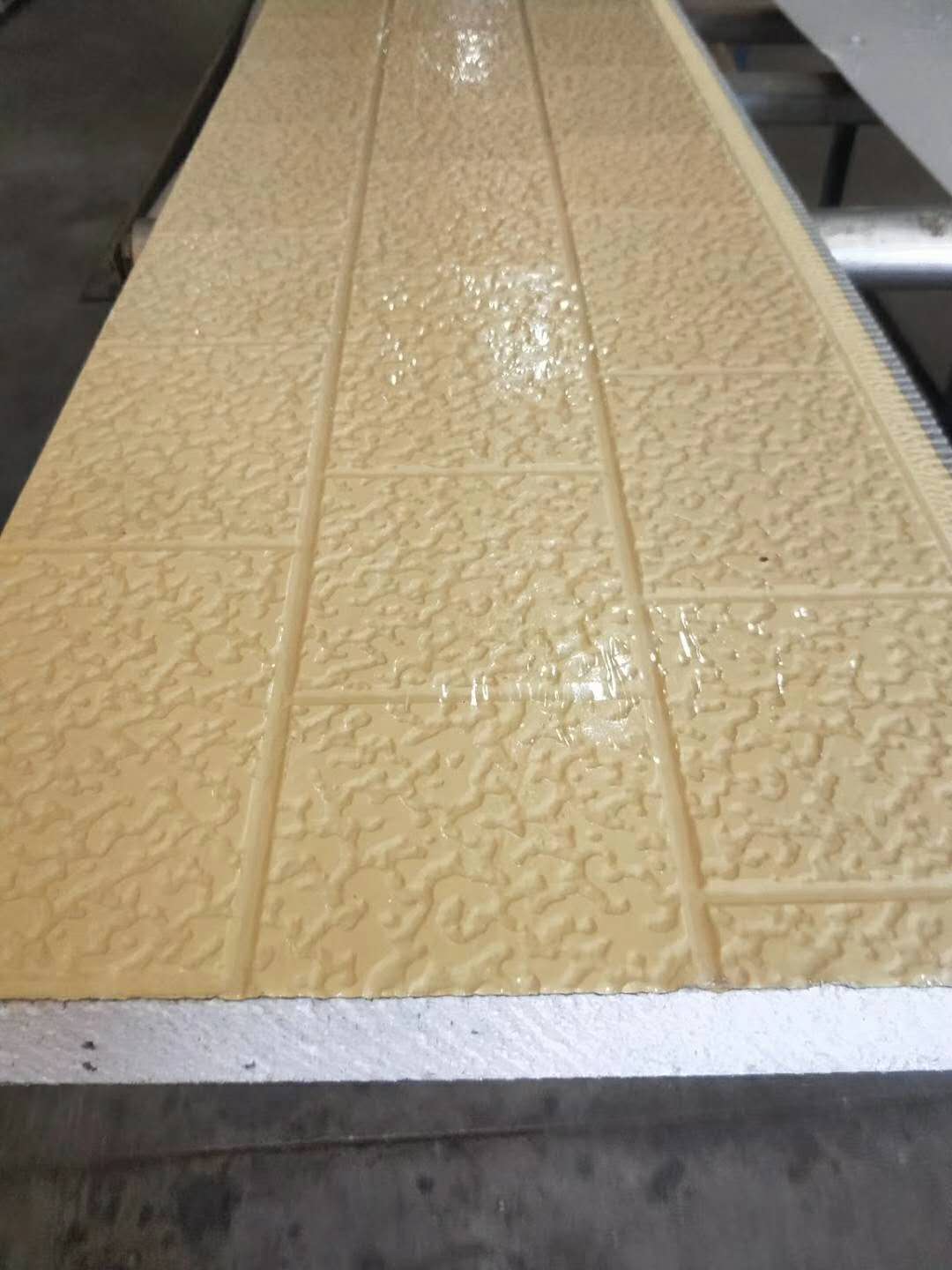 双层铁皮泡沫夹心板价格 景观式箱变外墙材料 山东慧诚金属雕花板 箱变壳体材料