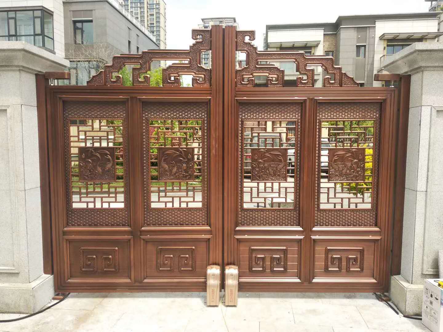 铝艺大门    庭院铝艺大门   别墅铝艺大门厂家 详情咨询