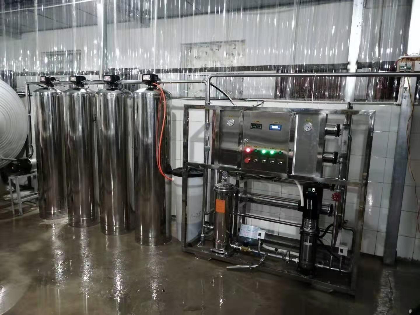 西安反渗透水处理设备 反渗透净化水设备厂家  农村饮用水净化设备