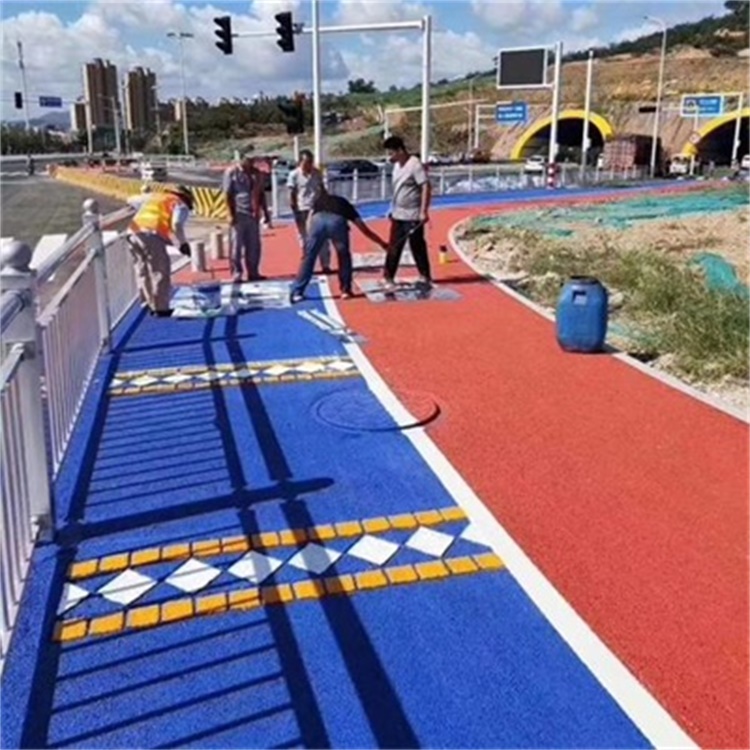 彩色混凝土透水路面 透水地坪厂家直销增强剂 彩色透水路面价钱 普林德建材