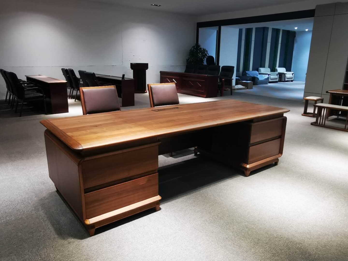 厂家直供 办公室家具厂家 云海诚办公家具 优质板材