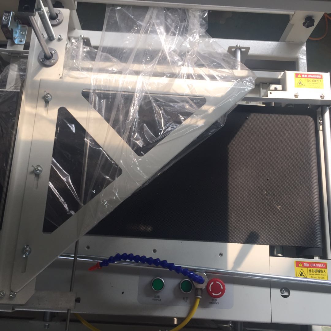 热收缩包装机 L型封切机 工作效率高 伟德L450
