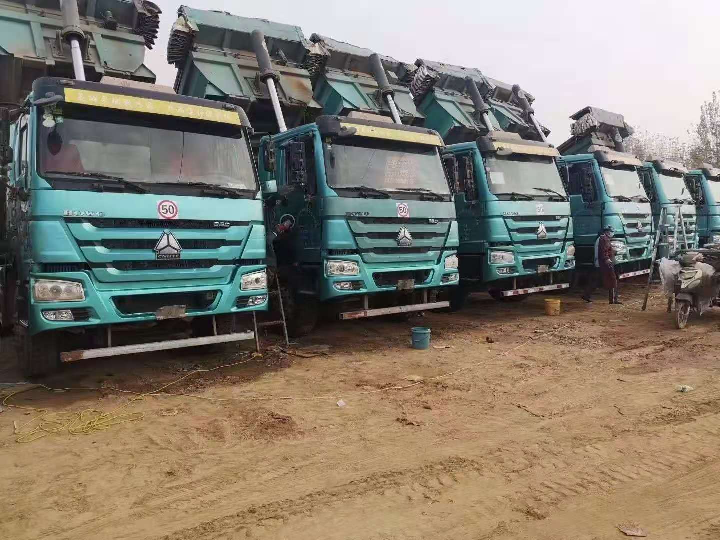 15台17年豪沃 环保型 自卸车 手续齐全 车况原版 价格不高 明盘价17万 支持全国分期付款