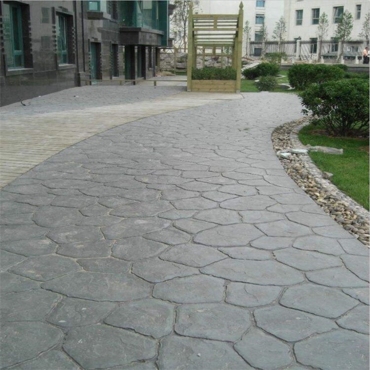 压模路面厂家 印花地面材料 压模混凝土价钱 河北虹彩建材