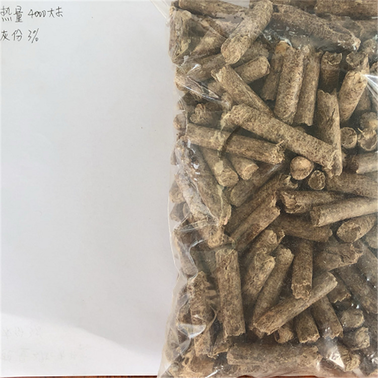 新希望批发木颗粒   不结焦松木颗粒 生物质颗粒  绿色能源燃料颗粒   欢迎咨询