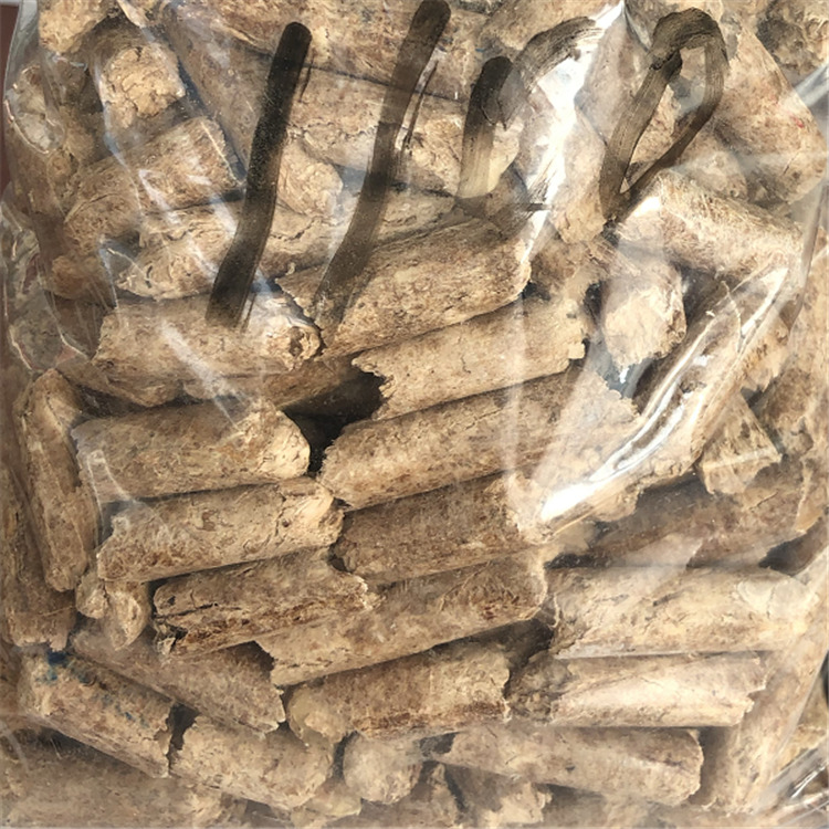 山东厂家批发生物质燃烧颗粒  木质颗粒   木屑颗粒生物质颗粒