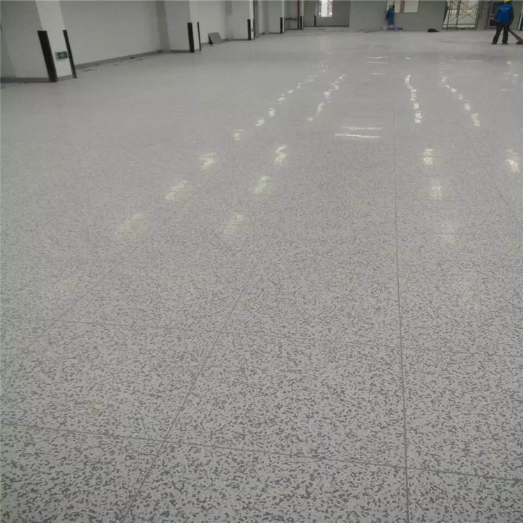 四川雅安商用PVC地板铺设施工