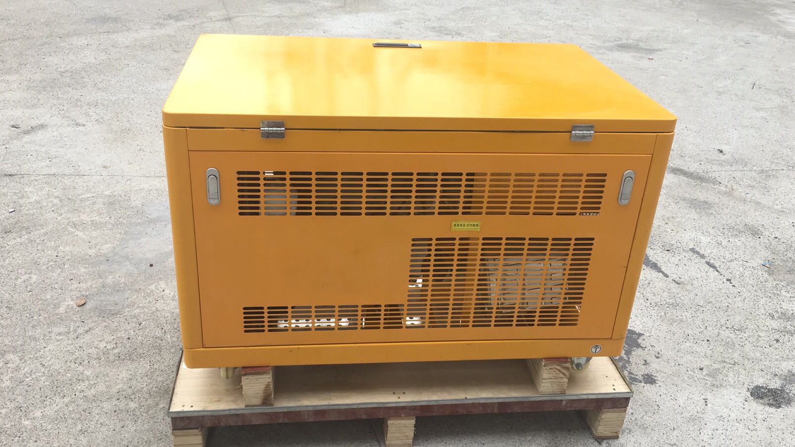 12kw汽油发电机后备功率13.5kw