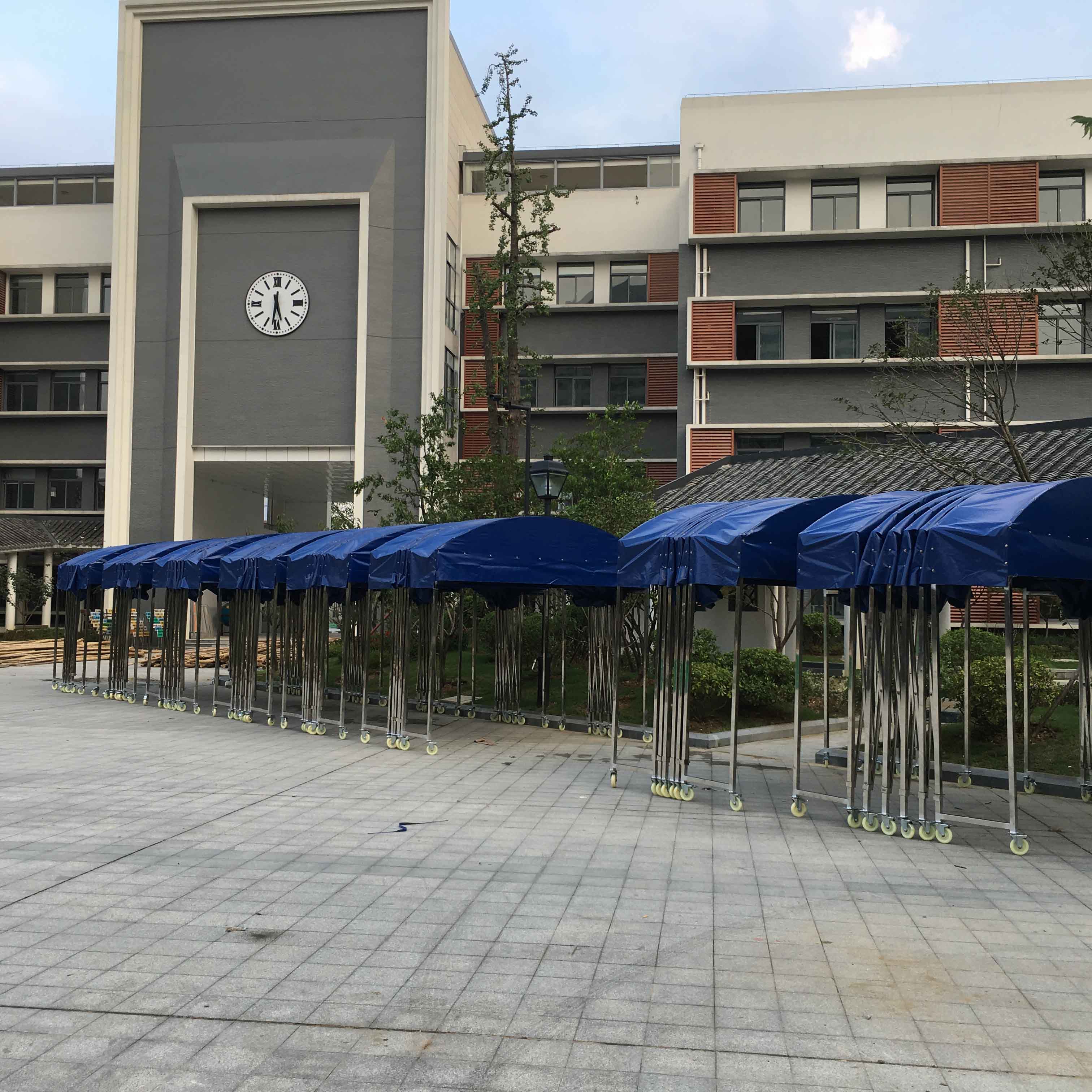 学校过道临时雨棚  家长接送伸缩推拉蓬  等待区移动式推拉雨篷  彩色天空雨棚