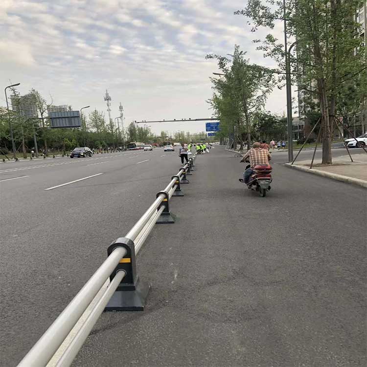 成都城市护栏栏杆生产-城市交通护栏设施-成都城市马路护栏批发