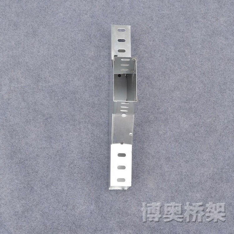 厂家直供桥架配件三通四通变径弯头