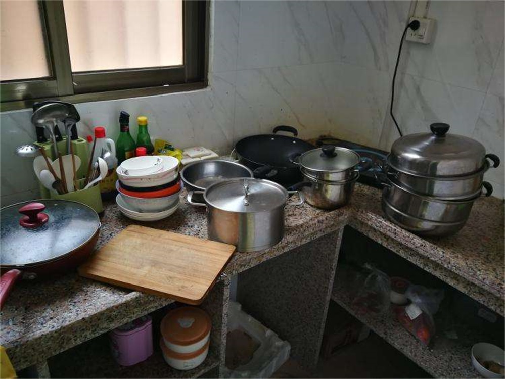 合肥餐具锅碗瓢盆二手厨具回收