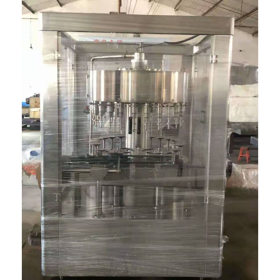 万鑫  白酒灌装机  精准定量  304不锈钢材质