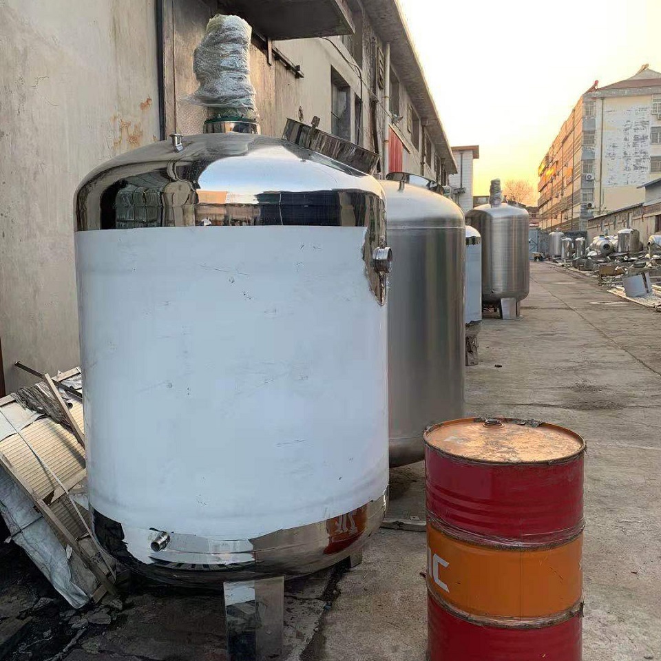 青岛自动加热温度控制反应釜  自动加热温度控制反应釜报价 噪音低，运行平稳