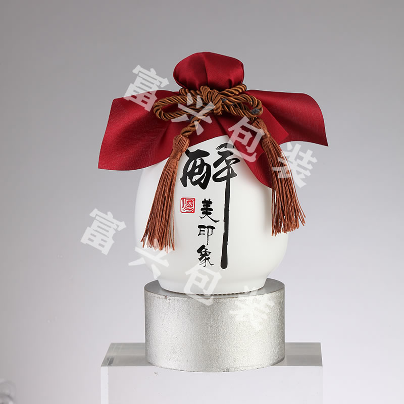 酒瓶 玻璃酒瓶 彩色酒瓶 喷涂酒瓶现货包装  富兴酒类包装