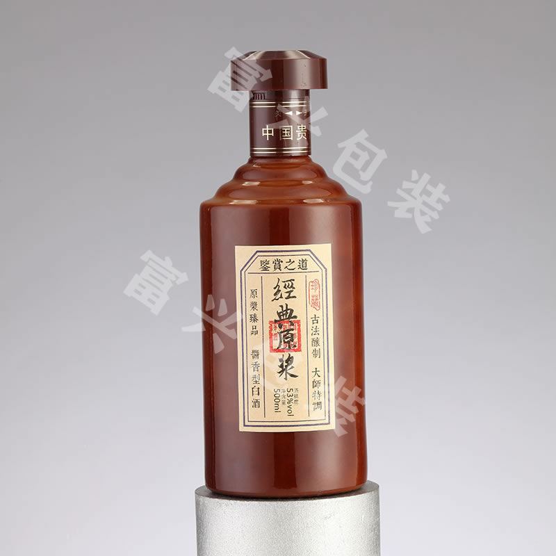 彩色白酒瓶现货 富兴酒类包装