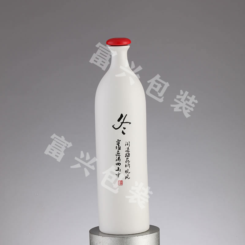 500ML喷涂玻璃酒瓶图片 高白料酒瓶  山东富兴包装