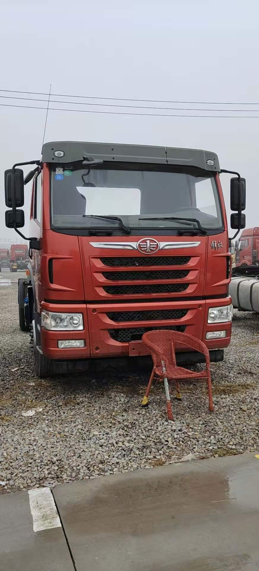 一批矮顶解放悍V，18年跑车，290马力457后桥，速比4.11，