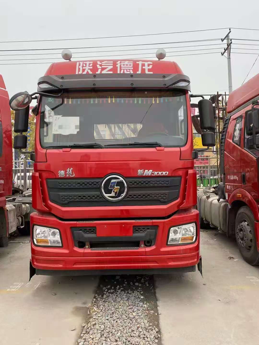 2020年新M3000  460马力，潍柴发动机，法士特12速变速箱，双驱轻体，