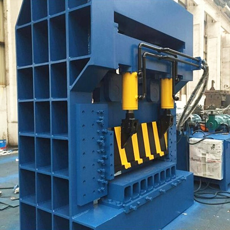供应大型Q43-250T废钢剪切机   龙门剪切机金属龙门剪YH-400t 吨位齐全  多功能废旧金