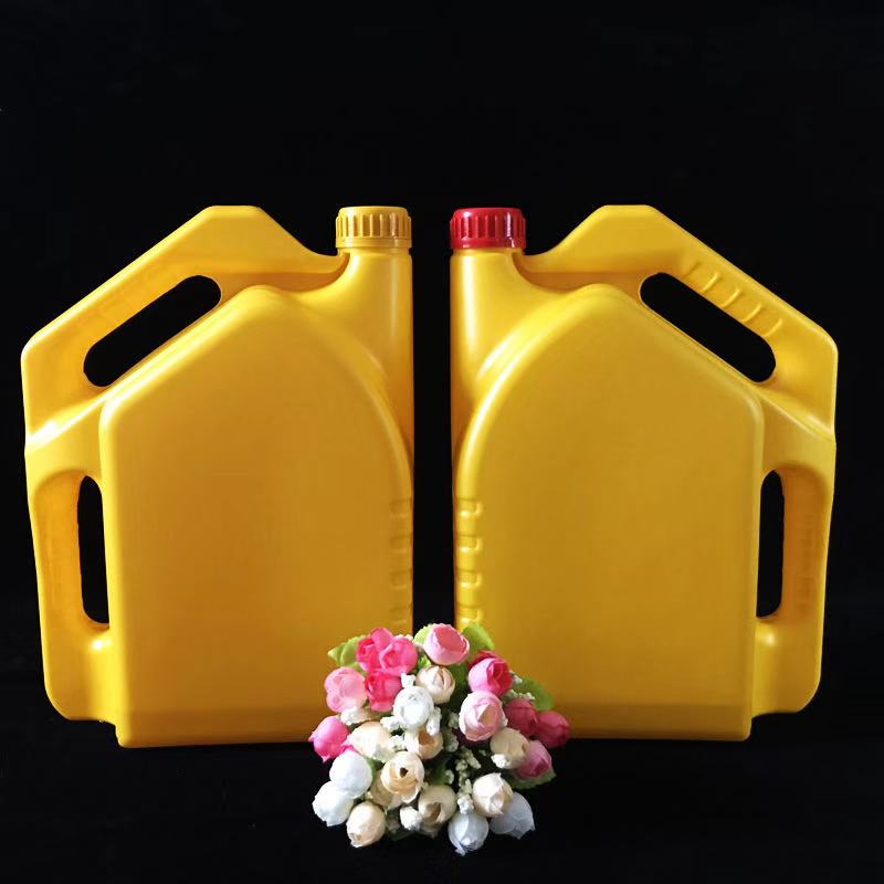 厂家直销现货供应4升防护液润滑油瓶4kg机油罐防渗漏4L塑料机油瓶