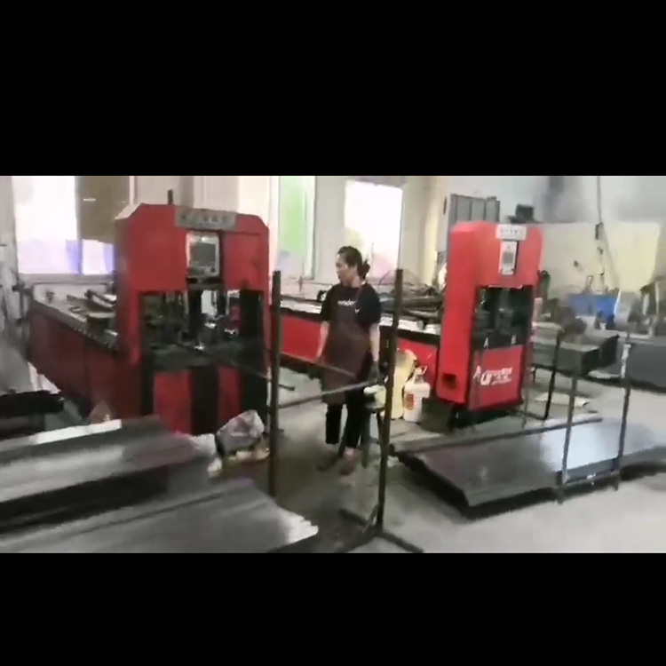 铝型材冲u型槽 全自动数控冲床