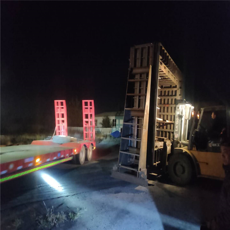 辽宁地下箱涵模具 混凝土方涵模具 预制箱涵钢模具 致宏 现货