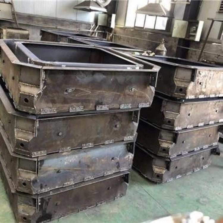 现货供应 阶梯护坡模具 致宏 1米箱型阶梯生态护坡模具 老厂家