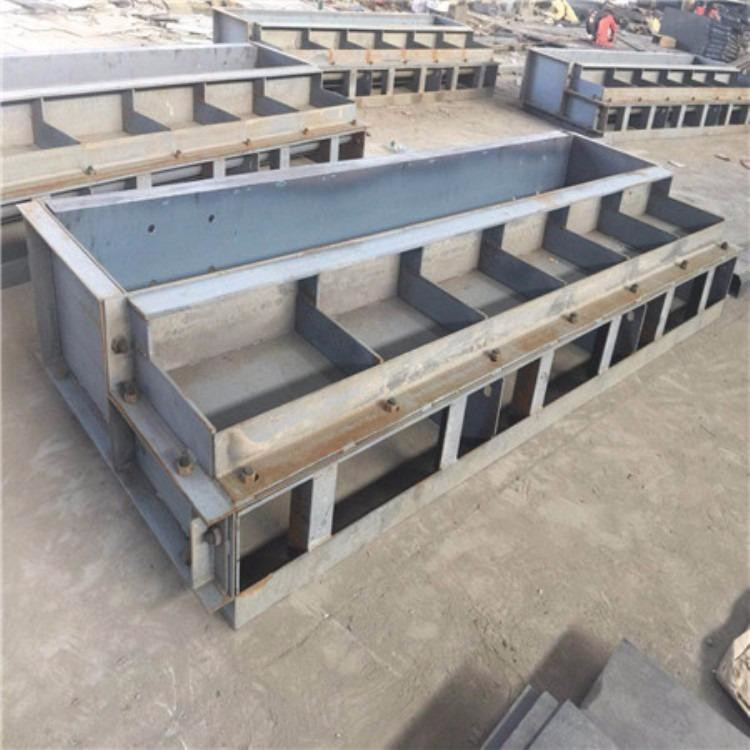 铁路遮板模具 水泥遮板模具 预制遮板塑料模具 致宏 现货