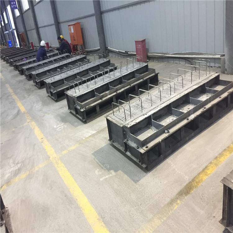 高速遮板钢模具 铁路遮板钢模具 水泥遮板钢模具 致宏 现货