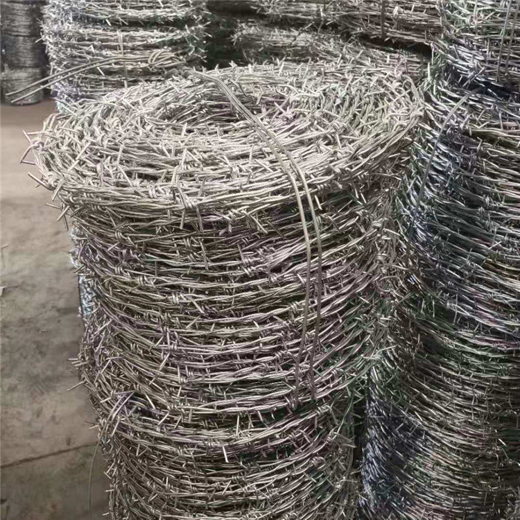   飞腾丝网 刀片刺绳 喷塑刺绳 厂家量身定制