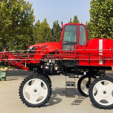 型号1500E  100马力  20米喷幅  1500L药箱  1.5米轮距 空调驾驶室