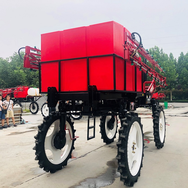 3WPZ-1500B 山东迈特打药机 小麦玉米专用  100马力/18米前置喷杆/可安装撒肥机