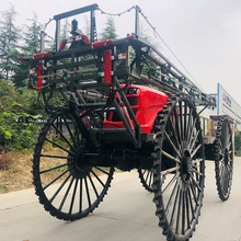 型号1500  100马力  20米喷幅  1500L药箱  1.97米轮距