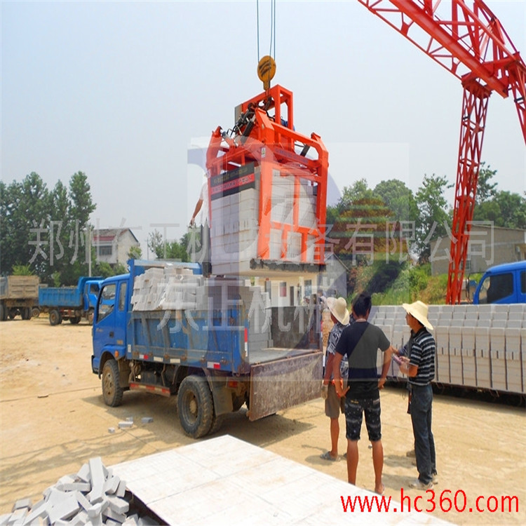 蒸养标砖抱砖机 供应蒸养标砖抱砖机 东正机械 全国