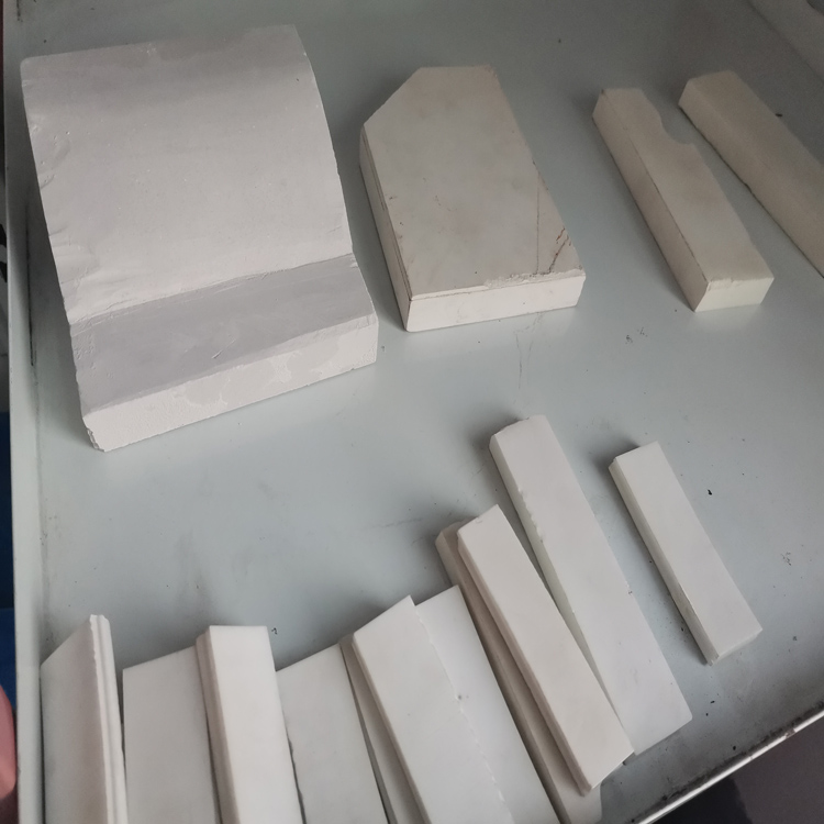 氧化铝陶瓷衬板150×100×20 95%氧化铝焊接耐磨陶瓷衬板量大从优