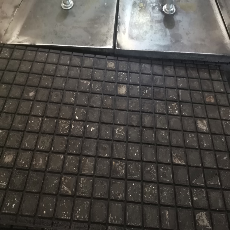 氧化铝耐磨衬片价格 耐磨陶瓷片 价格优惠